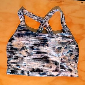 Lululemon size 10 crop bra